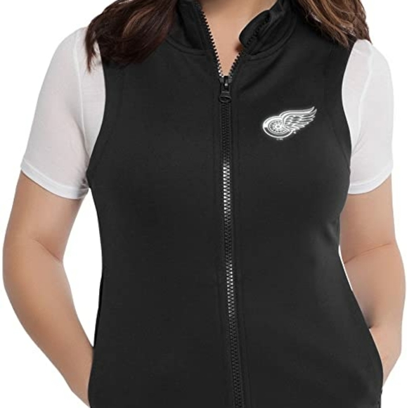 Touch by Alyssa Milano Womens NBA Victory Vest
